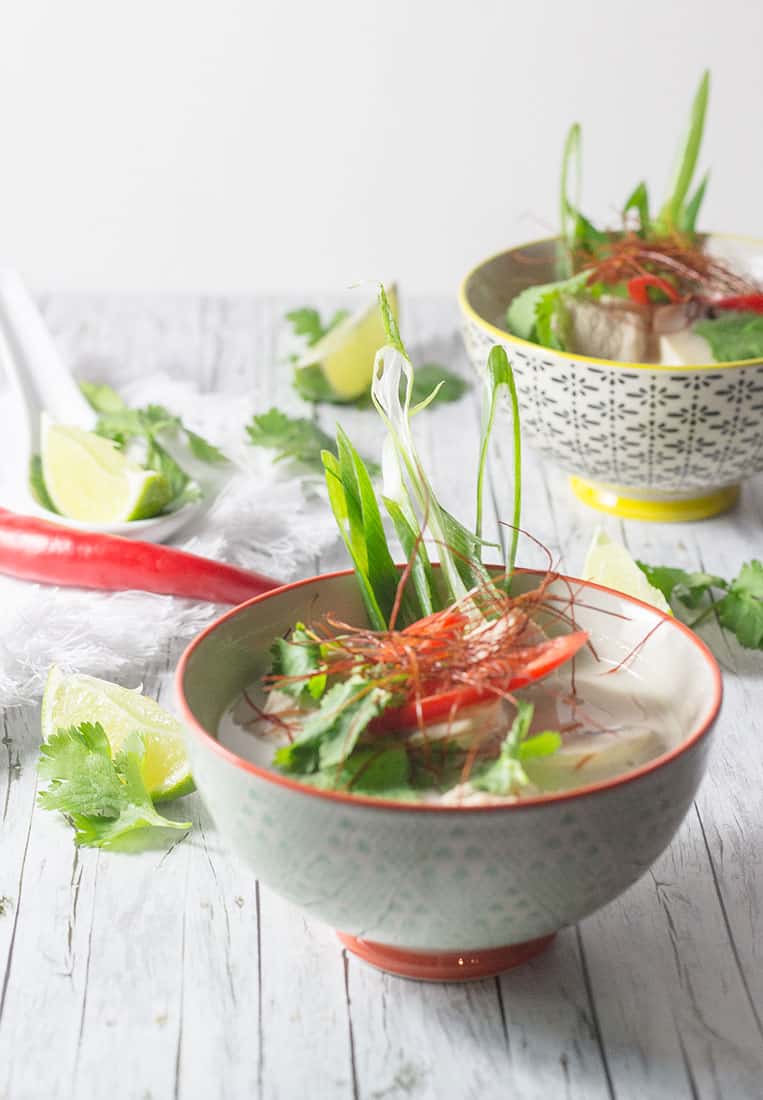 Tom Kha Gai | Rezept für Thailändische Hühnersuppe mit Kokosmilch