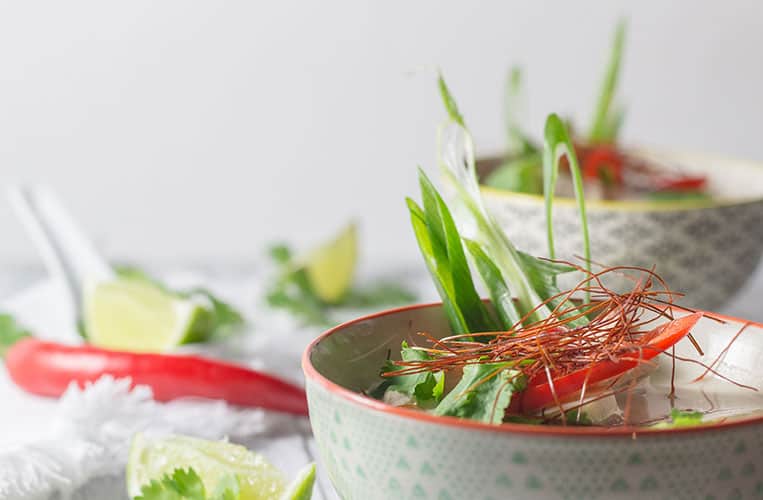 Tom Kha Gai | Rezept für Thailändische Hühnersuppe mit Kokosmilch