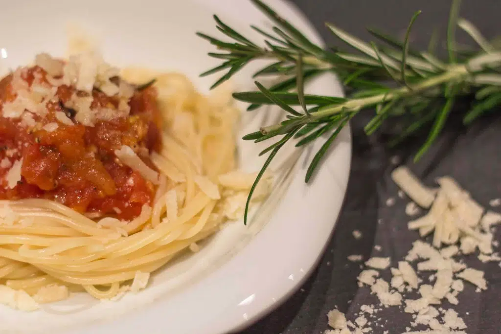 Spaghetti al pomodoro