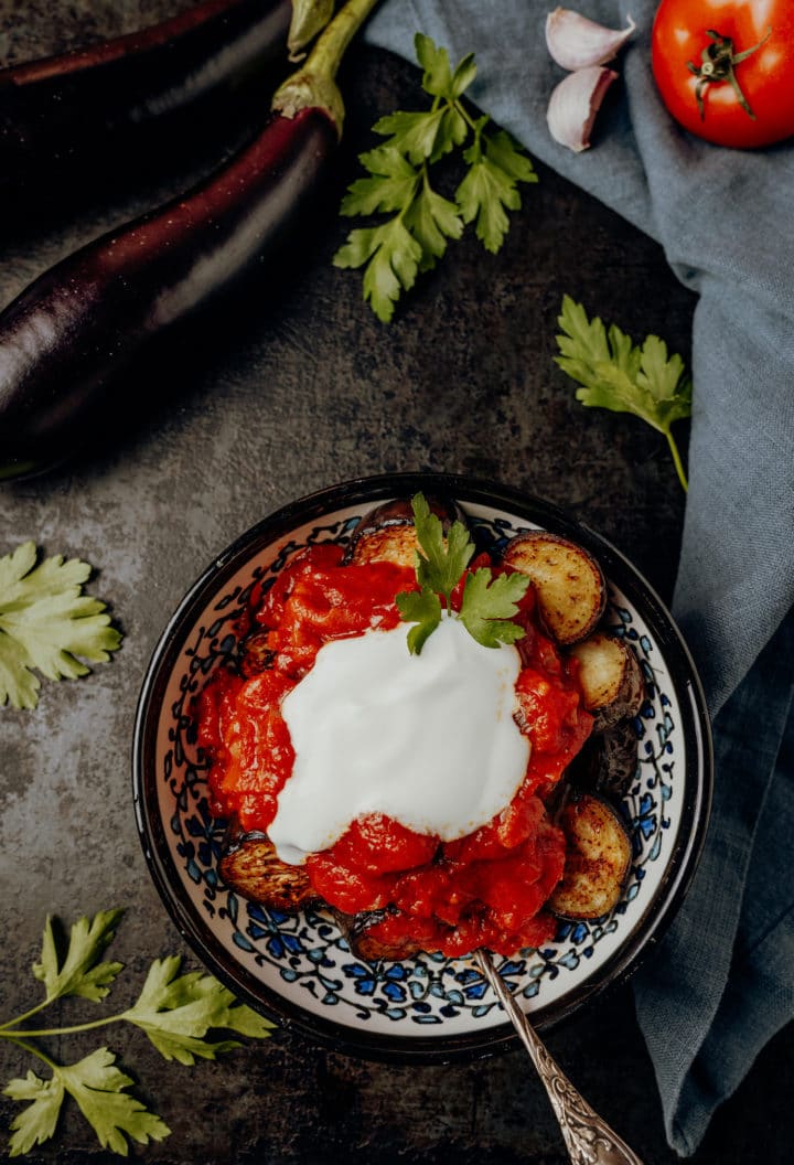 Köpoğlu tarifi – gebratene Auberginen mit Joghurt