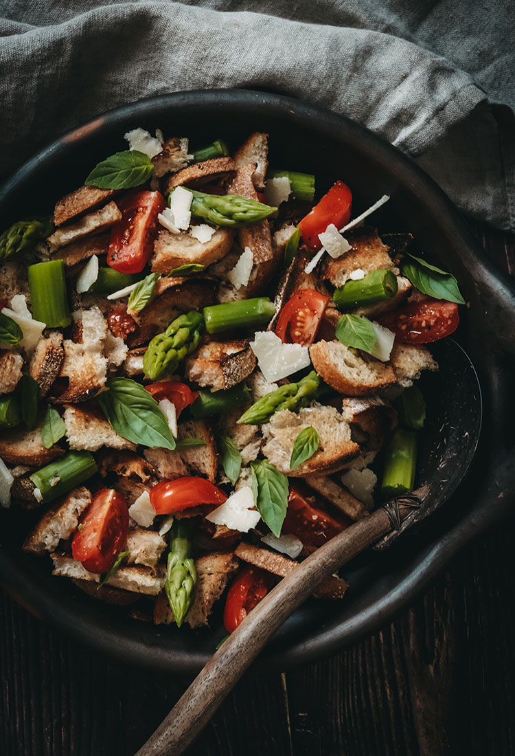 Panzanella Rezept – Toskanischer Brotsalat