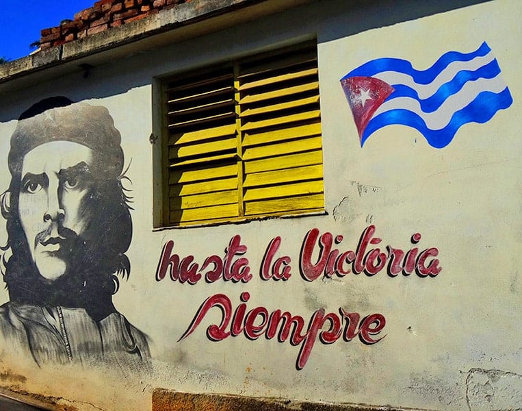 Kubaner und ihr buntes, einzigartiges Land