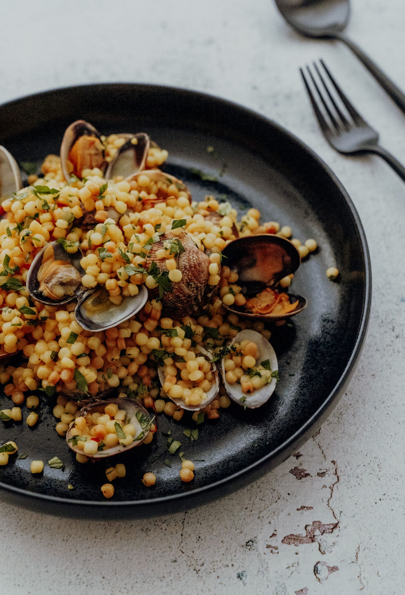Fregola Sarda - Sardische Pasta mit Muscheln