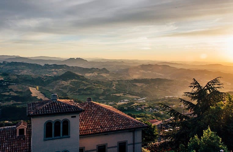 Sonnenuntergang Castello della Guaita, San Marino