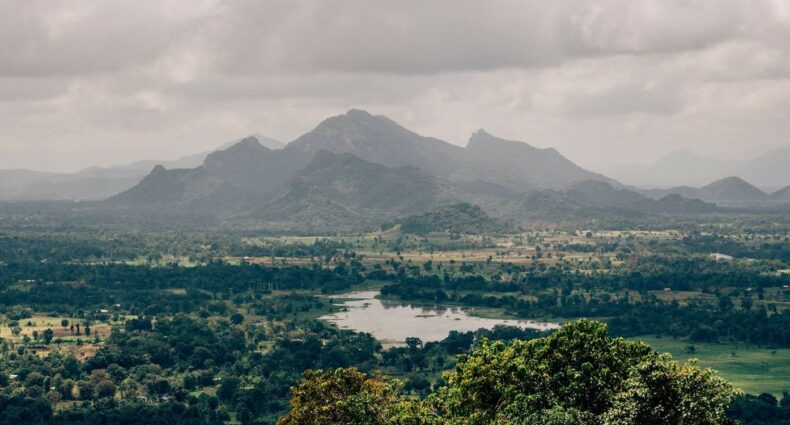 Sri Lankas Zentrum: Sigiriya, Kaudulla und Polonnaruwa