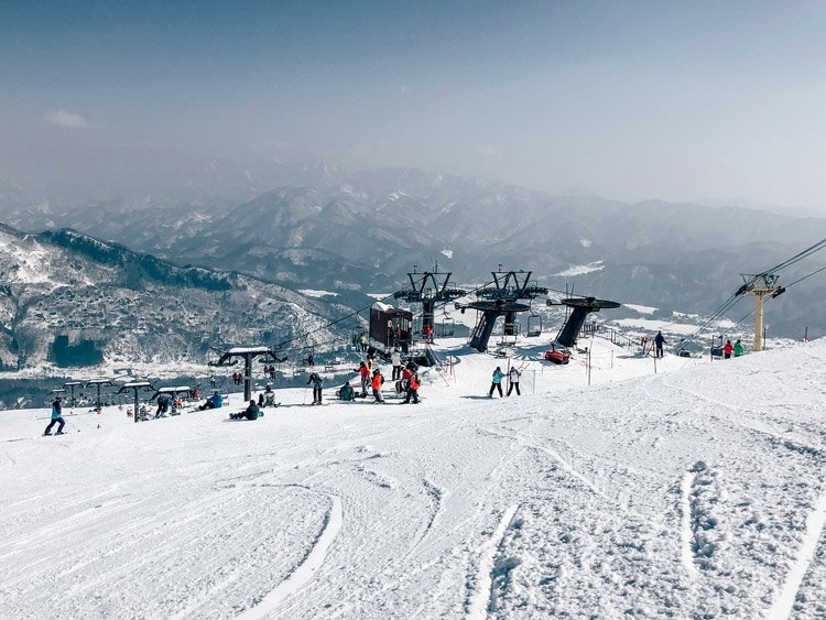 Skiurlaub in Hakuba – feinster Pulverschnee in den japanischen Alpen