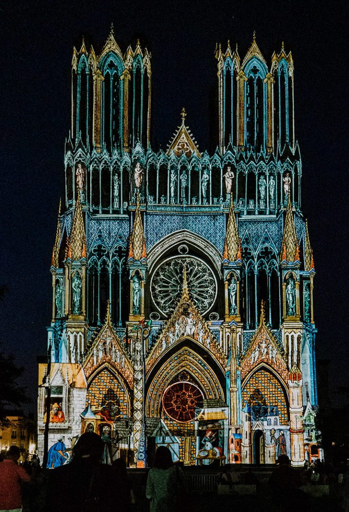 Magisches Reims bei Nacht – Rêve de Couleurs