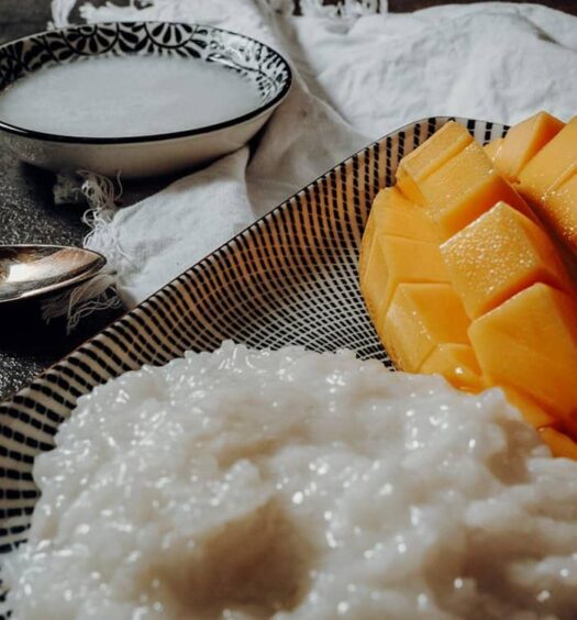 Sticky Rice mit Mango – Der Thai Dessert Klassiker