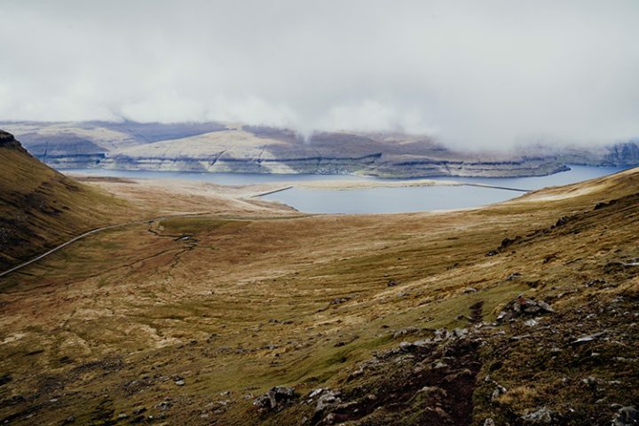 Wandern auf den Färöer Inseln – Bergwanderung auf den Slættaratindur