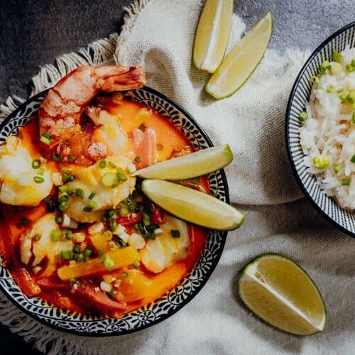 Moqueca baiana de peixe mit brasilianischem Reis