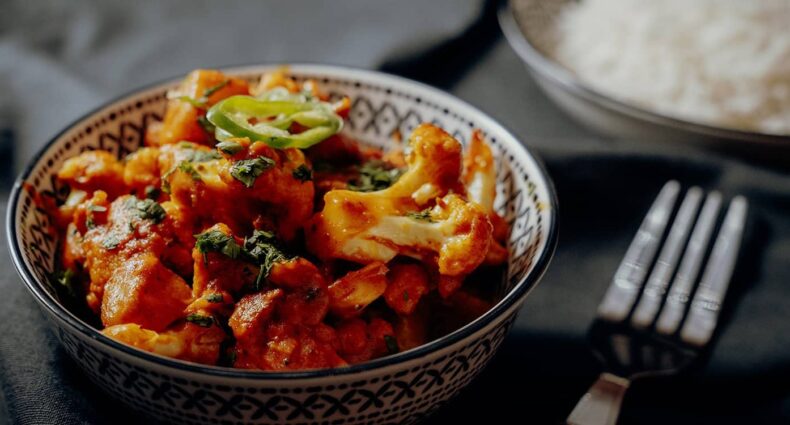 Aloo Gobi Masala - indisches Kartoffel-Blumenkohl-Curry