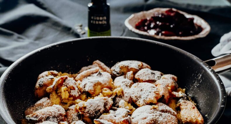 Steirischer Kaiserschmarrn mit Zwetschgenröster
