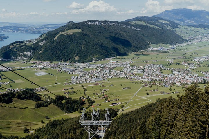 Die CabriO-Bahn – die weltweit erste Seilbahn mit offenem Oberdeck am Stanserhorn