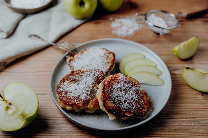 Racuchy – Rezept für Polnische Apfel-Pfannkuchen