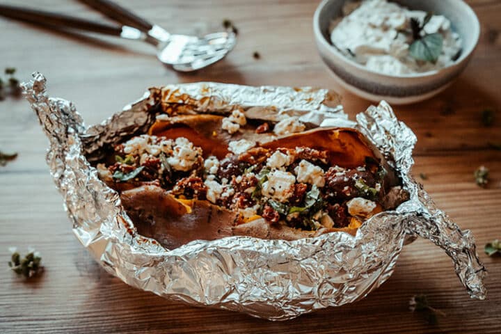 Rezept Ofensüßkartoffel mit herzhafter mediterraner Füllung