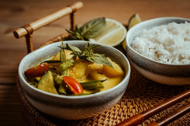 Originalrezept für kambodschanische Kokossuppe mit Garnelen
