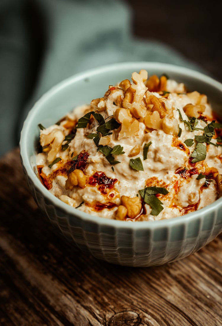 Tscherkessisches Huhn – Rezept für türkischen Geflügelsalat