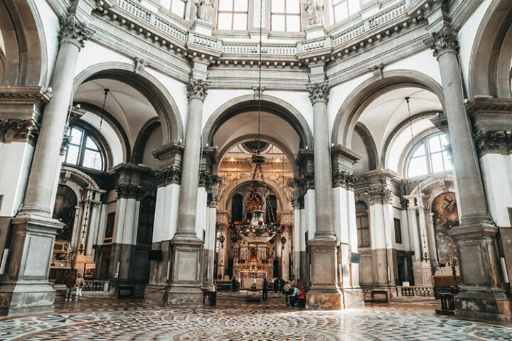 Die Basilica Santa Maria della Salute, Dorsoduro