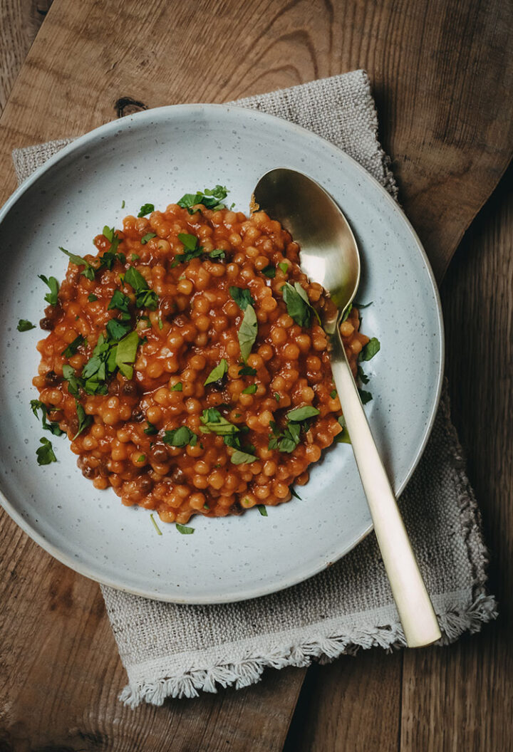 Fregola sarda al pomodoro – Rezept aus Sardinien