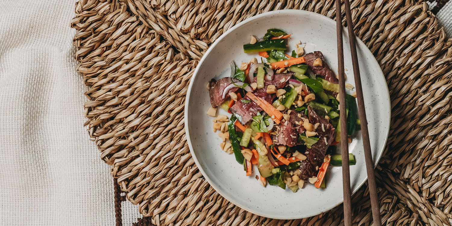 Vietnamesischer Rindfleischsalat mit Limetten-Dressing – Goi Bo