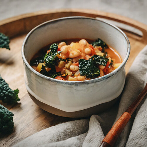 Ribollita - Toskanische Gemüsesuppe mit Schwarzkohl