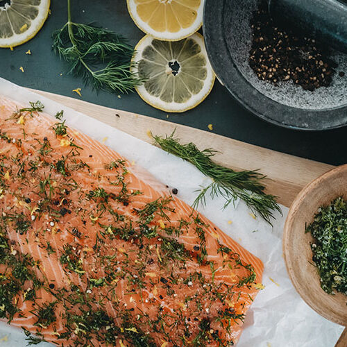 Gebeizter Lachs – Gravad lax Rezept aus Schweden