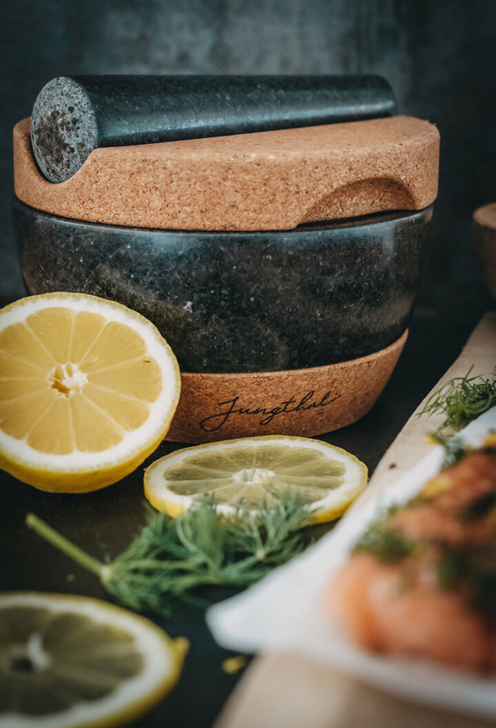 Graved Lachs selber machen – Gebeizter Lachs Rezept aus Schweden