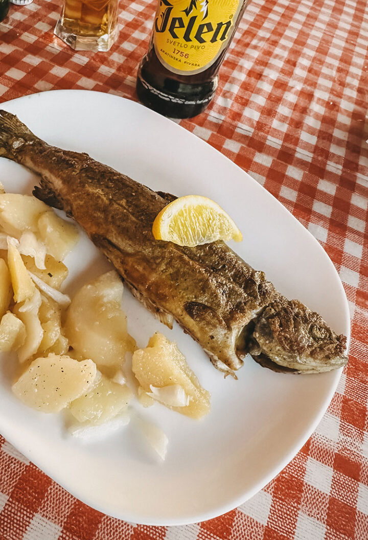 Restoran i prenoćište kod Zore, Martin Brod, Bosnien und Herzegowina