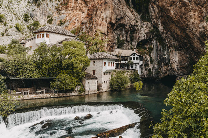 Blagaj und das Derwischkloster, Mostar, Bosnien und Herzegowina