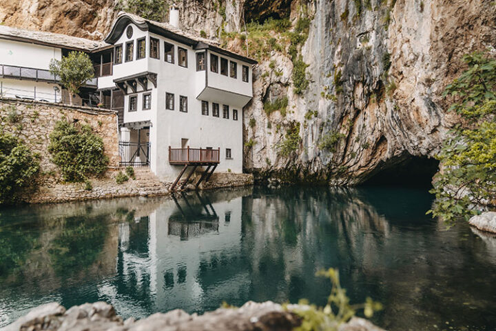 Blagaj und das Derwischkloster, Mostar, Bosnien und Herzegowina