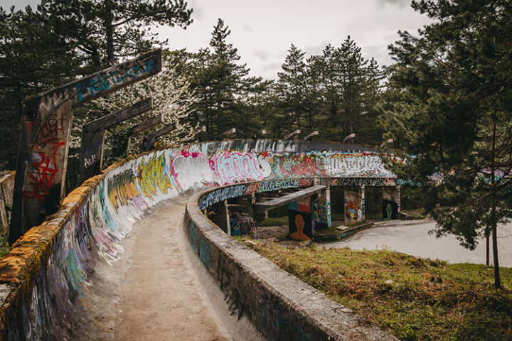 Hausberg Trebevic, Bobbahn, Lost Place, Sarajevo, Bosnien und Herzegowina