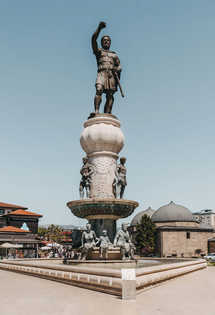 Statue von König Philipp II., Skopje, Nordmazedonien